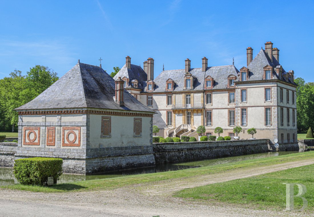 A 17th century family chateau in Seine-et-Marne, between Fontainebleau and Nemours - photo  n°36